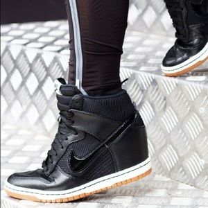 NWOT Nike Sky High Dunks Weatherproof 😎